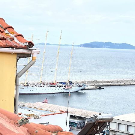 Theothea Suites Kavala Exteriör bild